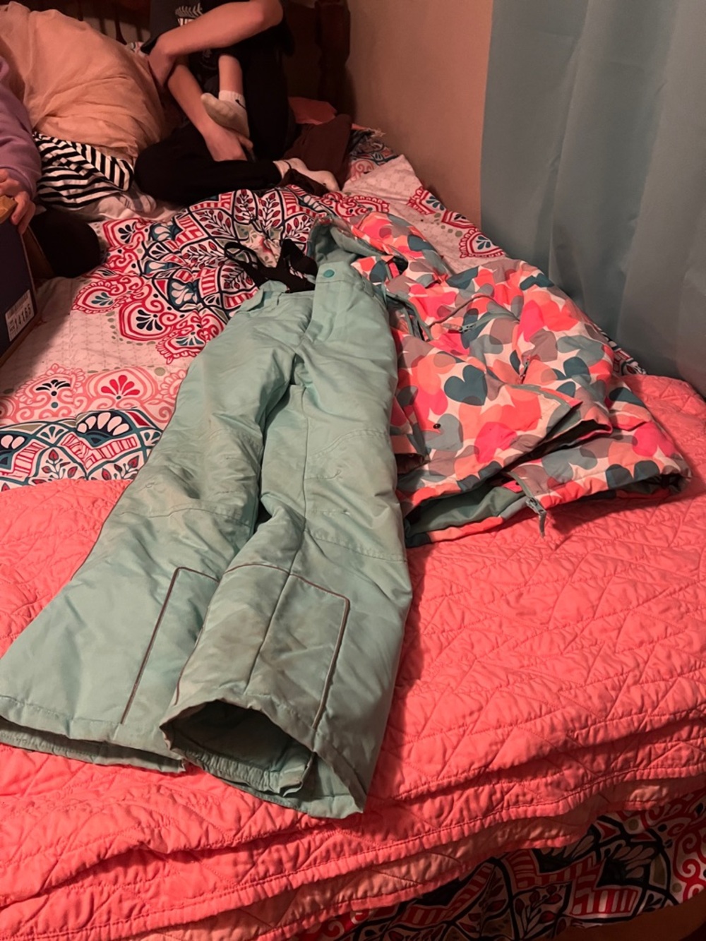Kids Mint Green Snow Bib Pants and Heart Print Jacket Set